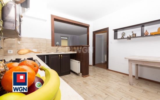 Dom na  sprzedaż Zabrze - Wyjątkowy, niezależny lokal z własnym ogrodem i parkingiem.